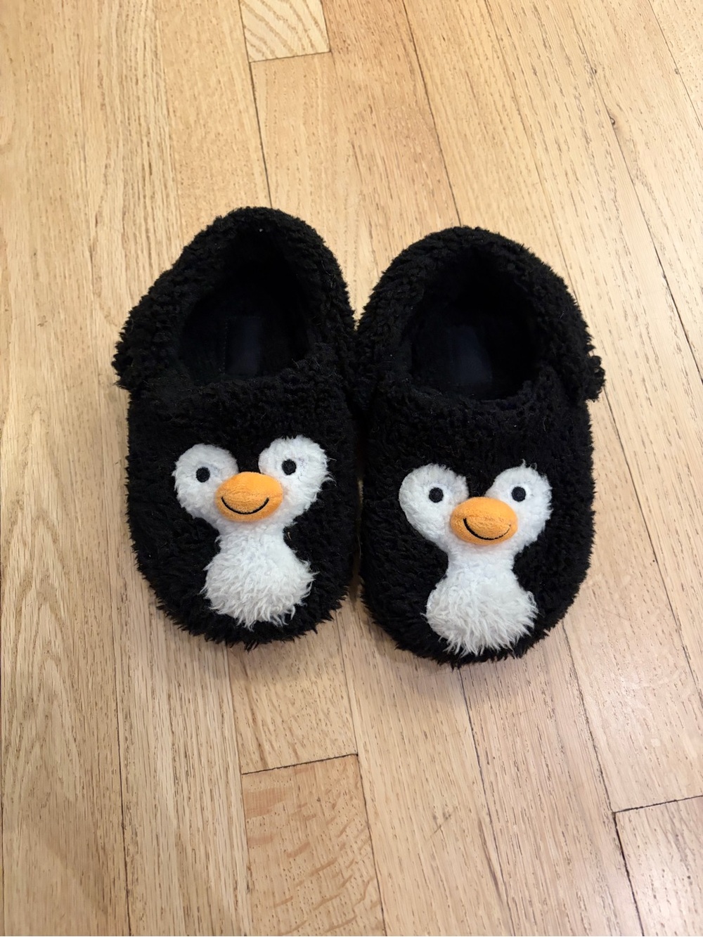 Crocs Kids Cozzzy Black Penguin Slippers size 13